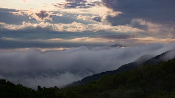 4K高山云海云雾翻滚时光流逝山川云雾 4K高山云海云雾翻滚时光流逝山川云雾