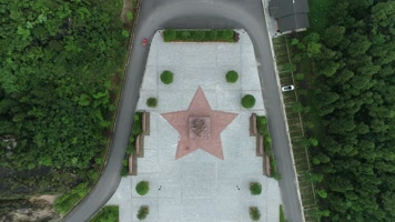 突破乌江主题雕塑