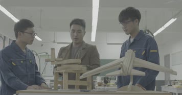 4K大学生实训制作航模