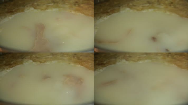 后厨大锅炖鱼头泡饼 (1)