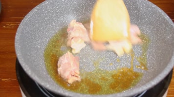 高清家常板栗烧鸡美食制作滋养小时候家乡味