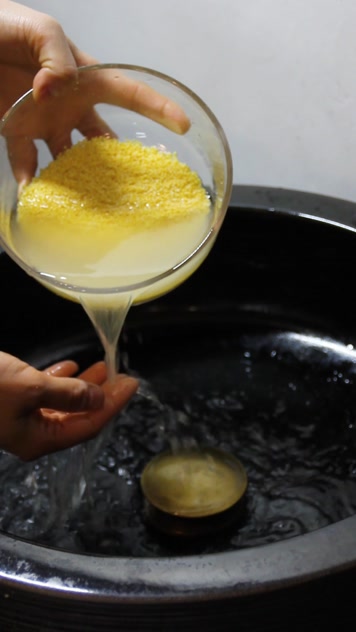 南瓜小米粥养胃烹饪美食制作抖音素材竖屏