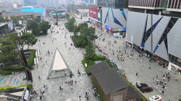 4k航拍成都IFS国际金融中心人流人潮1