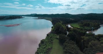 泰国旅游视频金三角地区森林江河大酒店