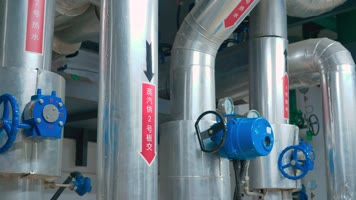 蒸汽热水供水管道特写 蒸汽热水供水管道特写