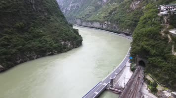 4k航拍旅拍铁道兵博物馆干部学院成昆铁路