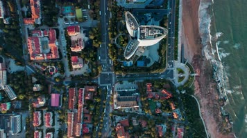 20218k青岛海边城市垂直航拍视频素材