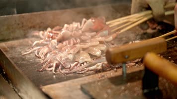 街边美食铁板鱿鱼