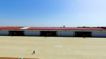 应急直升机出仓起飞空境