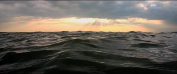 海面海浪风浪波浪波纹夕阳唯美深邃空镜头 海面海浪风浪波浪波纹夕阳唯美深邃空镜头