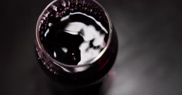 品味红酒高脚杯水花高速合集 4k升格实拍