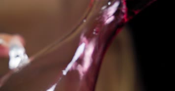 品味红酒高脚杯水花高速合集 4k升格实拍