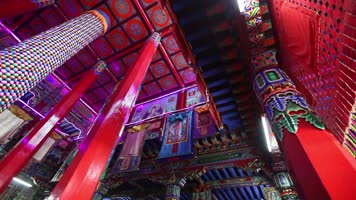 藏传佛教佛堂空镜