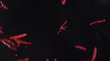 干辣椒喷火飞天