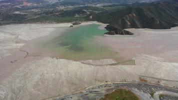 航拍大型矿山尾矿库