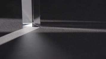 棱镜反射玻璃光线变化