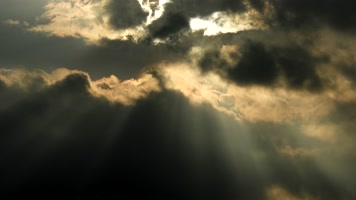 阳光穿过乌云4k素材