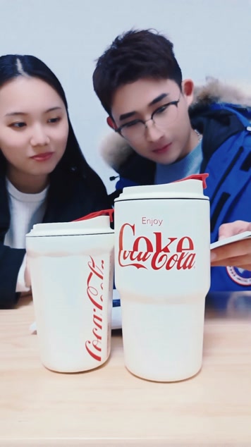 可乐保温杯品宣