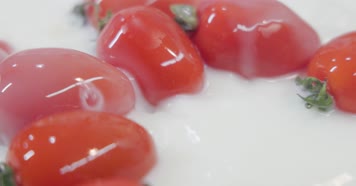 水果撞奶鲜奶纯牛奶健康诱人醇香 4k高速