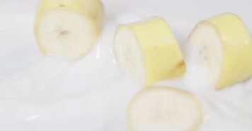 水果撞奶鲜奶纯牛奶健康诱人醇香 4k高速