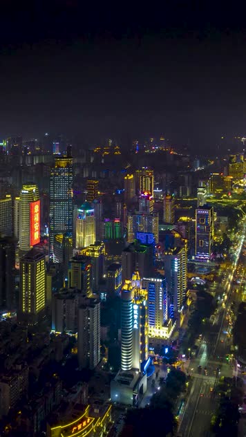 竖屏高清延时航拍南宁地王周边夜景
