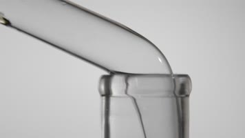 鲜花蒸馏精油提取化妆品医疗美容精华液护肤 鲜花蒸馏精油提取化妆品医疗美容精华液护肤