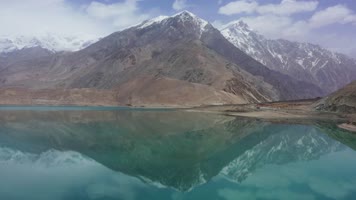 新疆白沙湖自然风光4K航拍