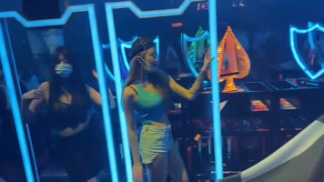 4K实拍夜店酒吧蹦迪 4K实拍夜店酒吧蹦迪