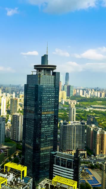 竖屏高清延时航拍南宁地王蓝天白云 竖屏高清延时航拍南宁地王蓝天白云