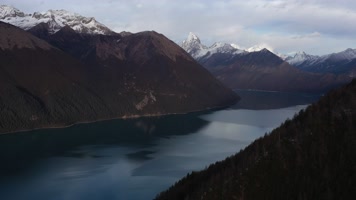 西藏山南羊湖日托寺自然风光航拍