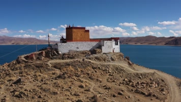 西藏山南羊湖日托寺自然风光航拍