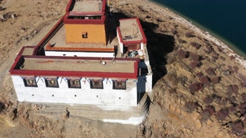 西藏山南羊湖日托寺自然风光航拍
