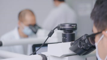 实验室科研 试验技术中心 科研人员