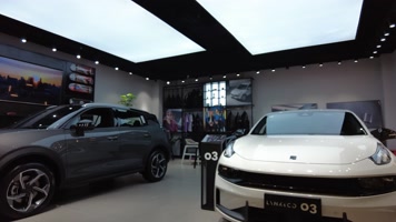 新能源汽车店面门口