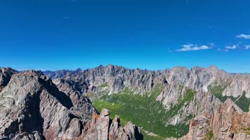 航拍青海果洛久治年保玉则日干措4K御3