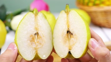  新疆香梨 新鲜库尔勒香梨 梨 梨子