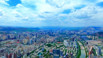 航拍西宁城区延时夏季云朵