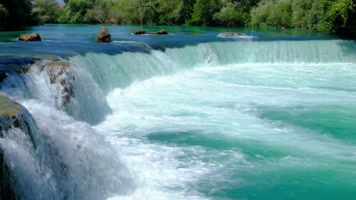 水面瀑布河流实拍