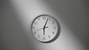 时钟飞快旋转-12小时