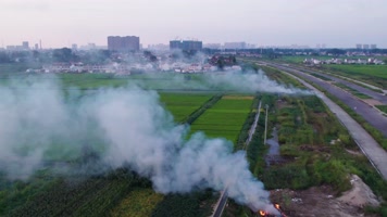 农村焚烧垃圾