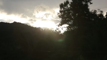 傍晚山区夕阳日落天空美景