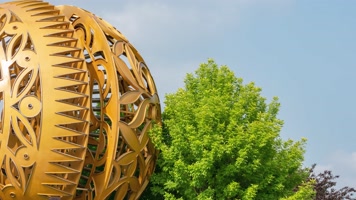 锡伯族文化广场梦回故乡雕塑多角度