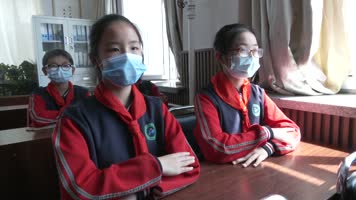 老革命老红军给小学生讲战斗故事