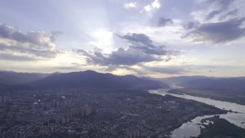 丁达尔拉远5.4kHDR黄昏日落与丁达尔效应