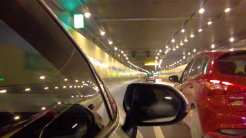 汽车在隧道里行驶视频素材延时摄影4