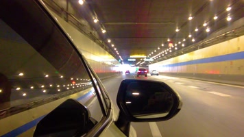 汽车在隧道里行驶视频素材94