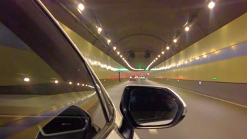 汽车在隧道里行驶视频素材49