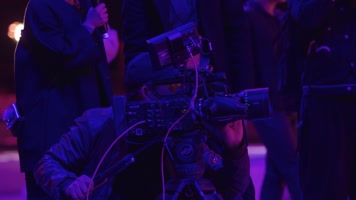 摄像拍摄服装发布会