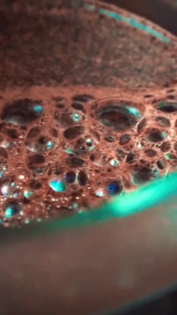 竖屏咖啡泡沫饮料特写