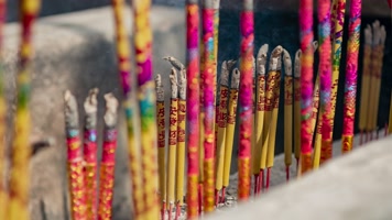 寺院佛教沈阳大佛寺香火牌楼塑像 寺院佛教沈阳大佛寺香火牌楼塑像